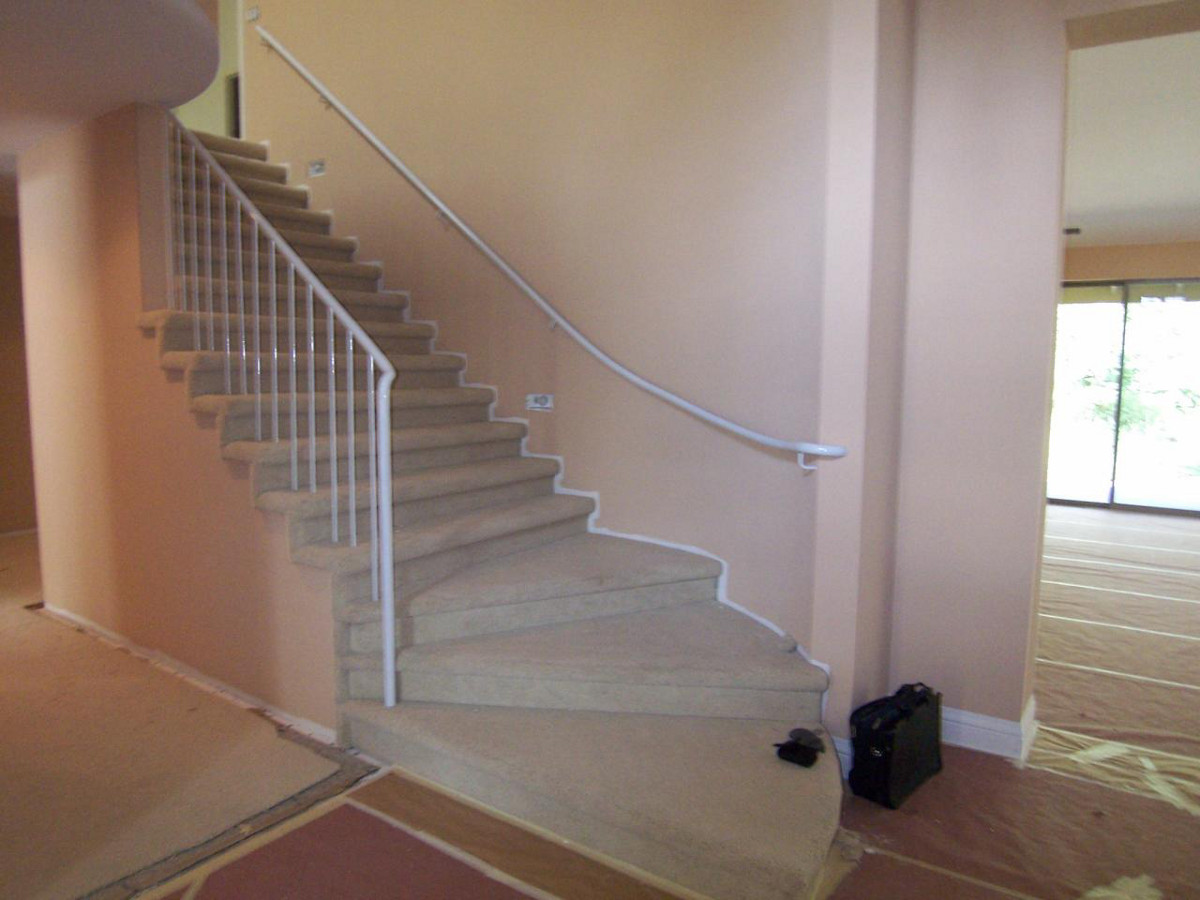 Heath Stairworks Carpet Wrap Before/After #1